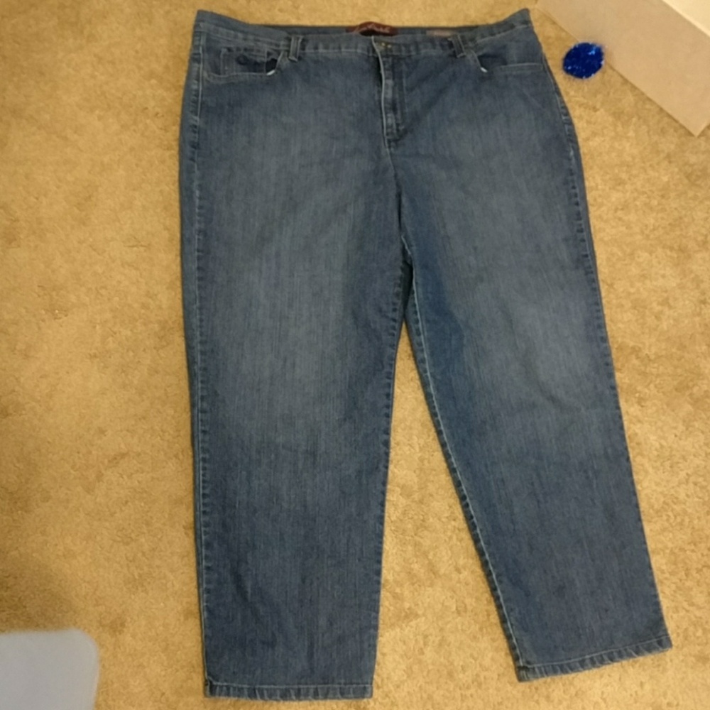 Gloria Vanderbilt Amanda jeans 22W
